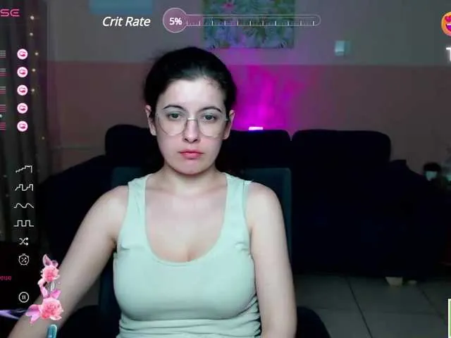 Live sex webcam photo for AminaBeatris13 #291278231