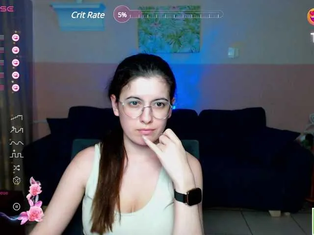 Live sex webcam photo for AminaBeatris13 #291306754