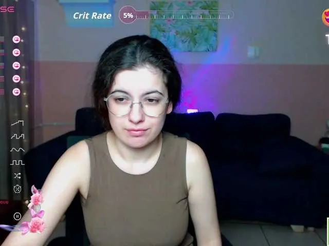 Live sex webcam photo for AminaBeatris13 #291505101