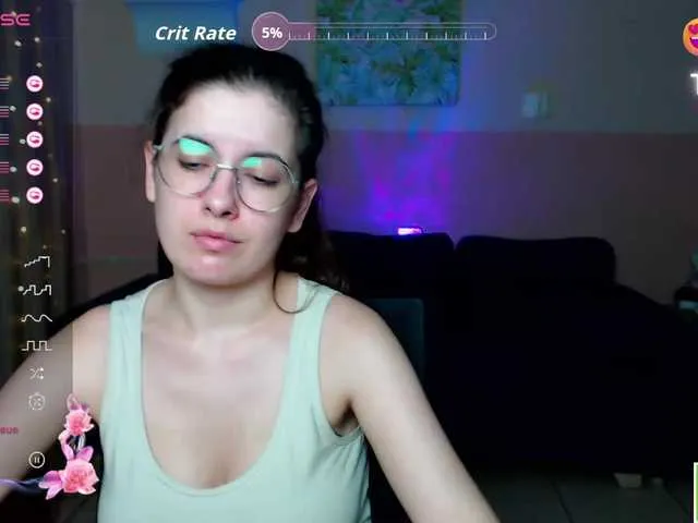 Live sex webcam photo for AminaBeatris13 #291534742