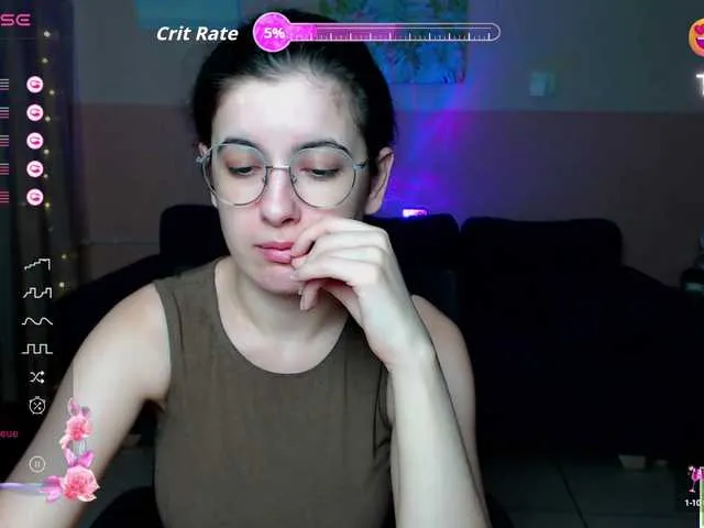 Live sex webcam photo for AminaBeatris13 #291540239