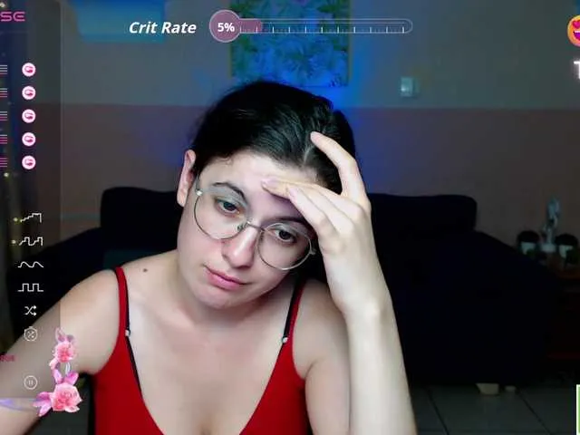 Live sex webcam photo for AminaBeatris13 #291640912