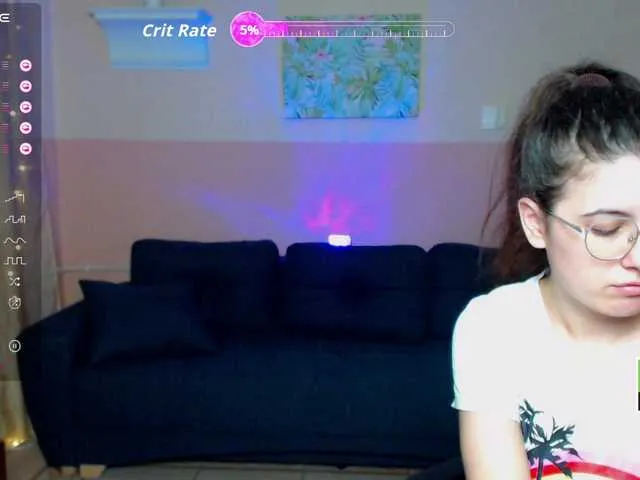 Live sex webcam photo for AminaBeatris13 #291851932