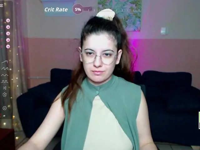 Live sex webcam photo for AminaBeatris13 #291938514