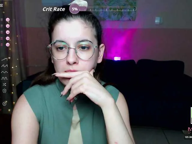 Live sex webcam photo for AminaBeatris13 #291939886