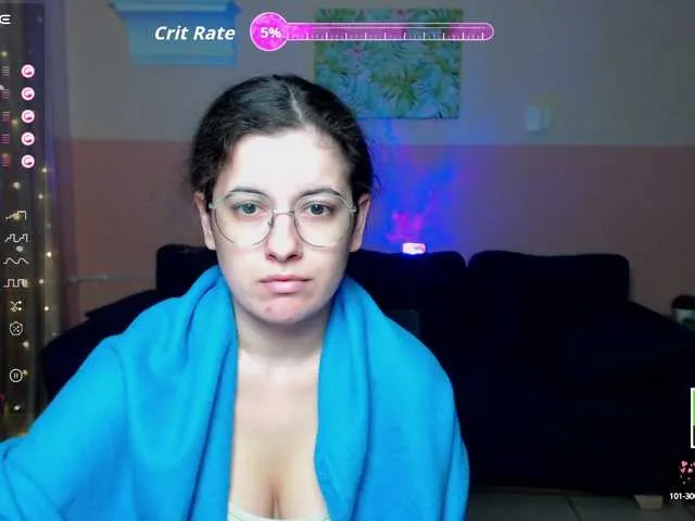 Live sex webcam photo for AminaBeatris13 #292032363