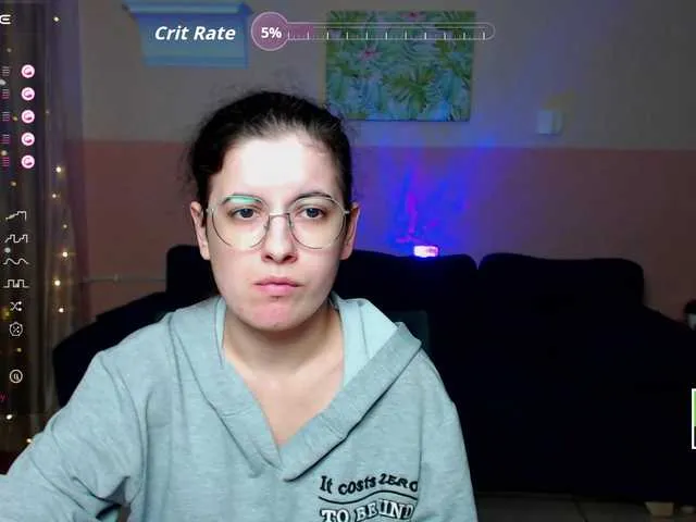 Live sex webcam photo for AminaBeatris13 #292087933