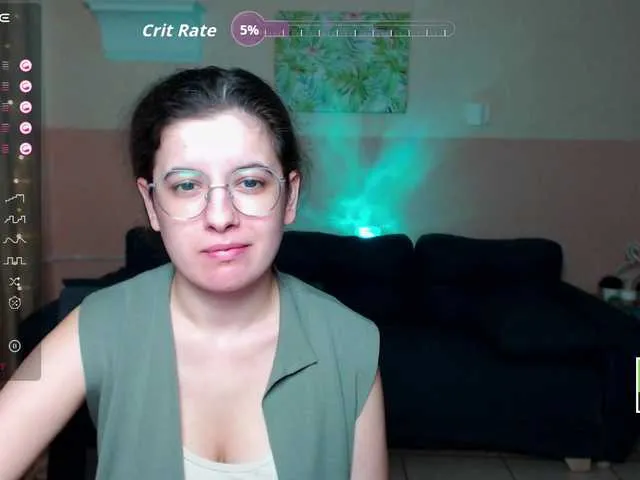 Live sex webcam photo for AminaBeatris13 #292140840