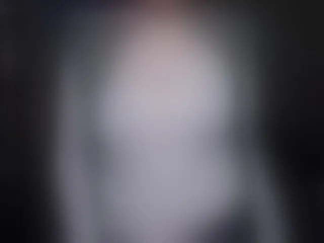 Live sex webcam photo for AminaBeatris13 #292543277