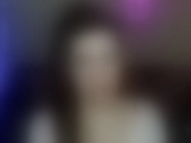 Live sex webcam photo for AminaBeatris13 #292773001