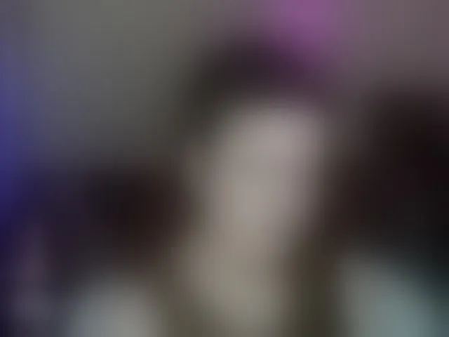 Live sex webcam photo for AminaBeatris13 #292951590