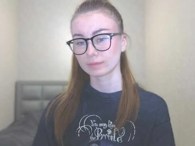 Live sex webcam photo for AminaLuxuryyy #290611451