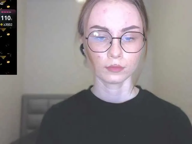 Live sex webcam photo for AminaLuxuryyy #290680960