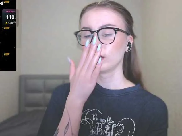 Live sex webcam photo for AminaLuxuryyy #290699993