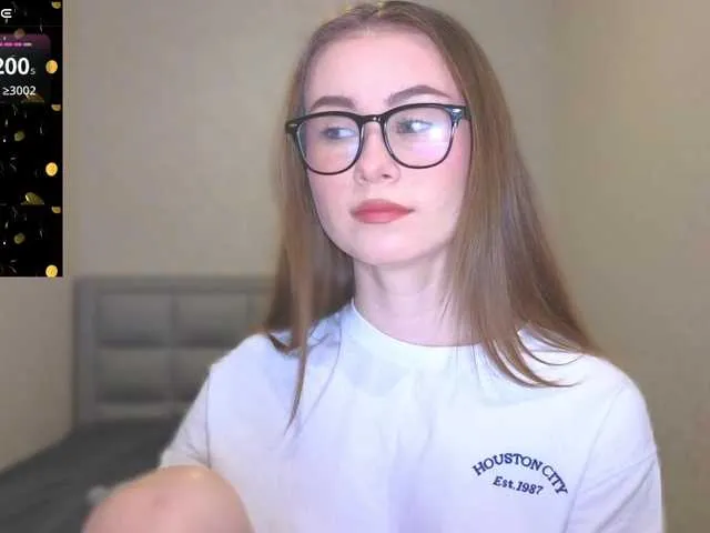 Live sex webcam photo for AminaLuxuryyy #290769357