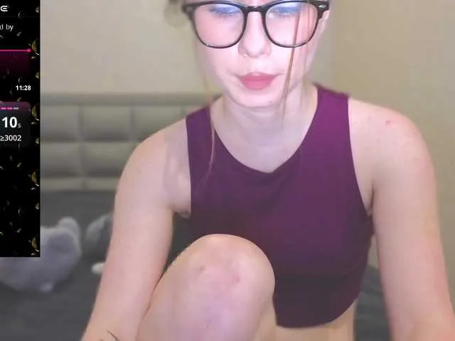Live sex webcam photo for AminaLuxuryyy #290917655