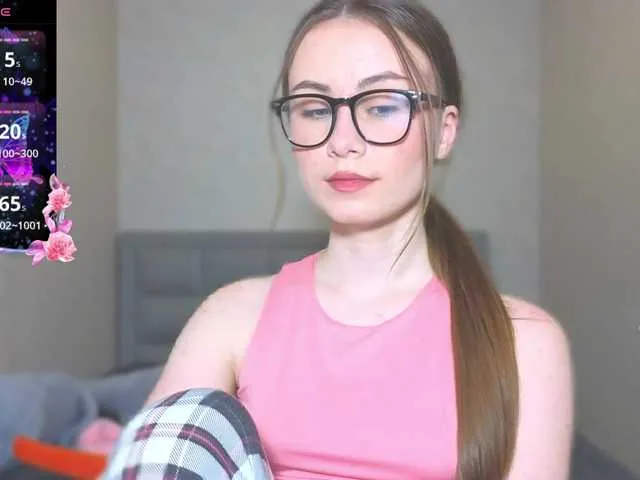 Live sex webcam photo for AminaLuxuryyy #291033019