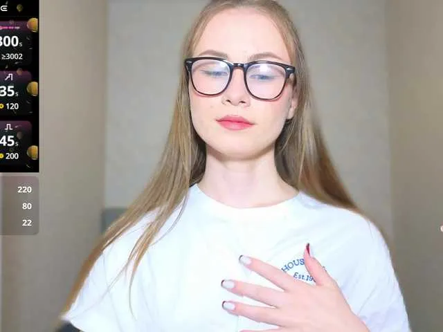 Live sex webcam photo for AminaLuxuryyy #291257469