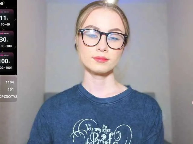 Live sex webcam photo for AminaLuxuryyy #291282669