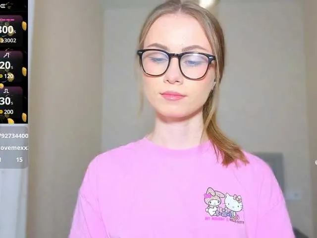 Live sex webcam photo for AminaLuxuryyy #291362796