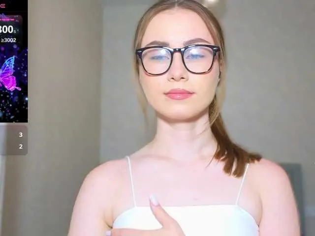 Live sex webcam photo for AminaLuxuryyy #291422030