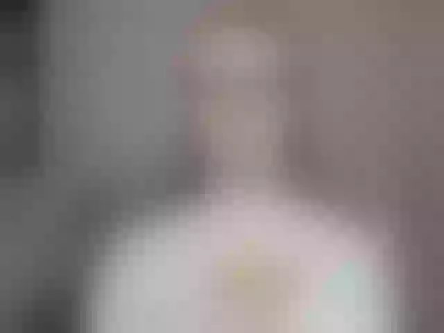 Live sex webcam photo for AminaLuxuryyy #291923203