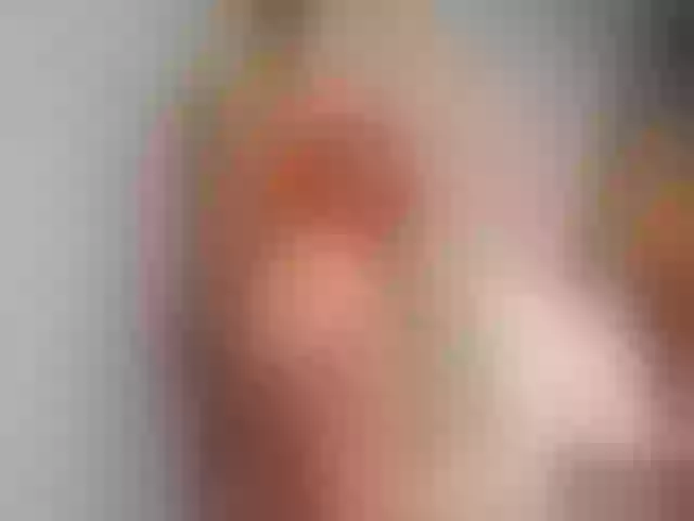 Live sex webcam photo for AmiraRees #292048704
