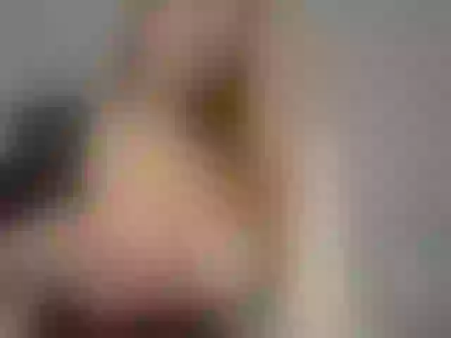 Live sex webcam photo for AmiraRees #292065894