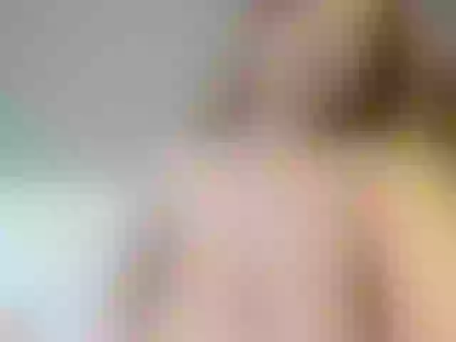 Live sex webcam photo for AmiraRees #292155199