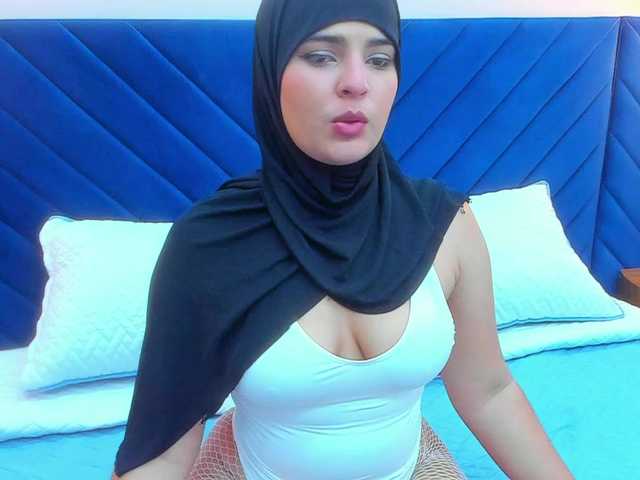 Live sex webcam photo for Amiraassaf #276667505