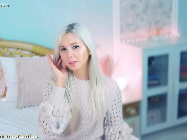 Live sex webcam photo for Amoramias #292380434