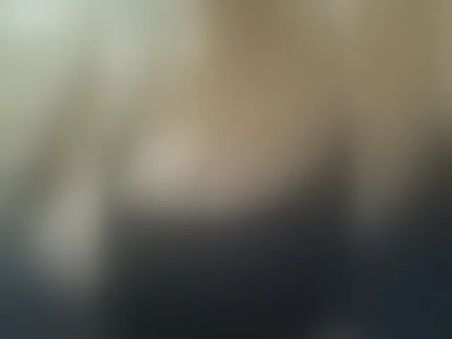 Live sex webcam photo for Amoreloveforever #292606498