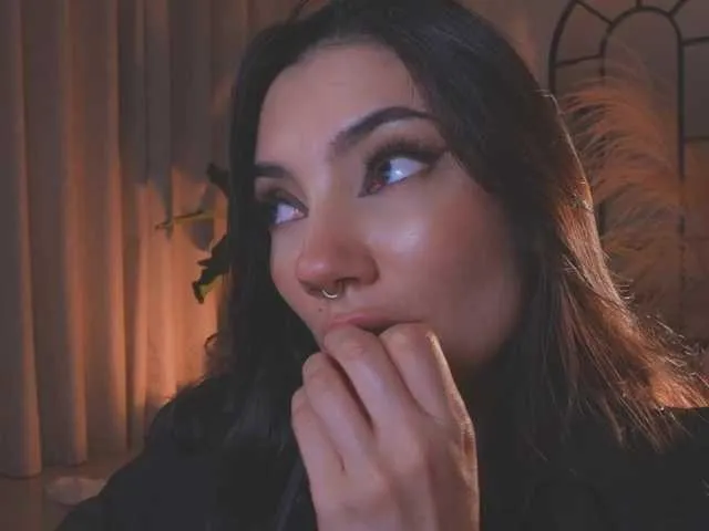 Live sex webcam photo for AmyArmstrong #291924668