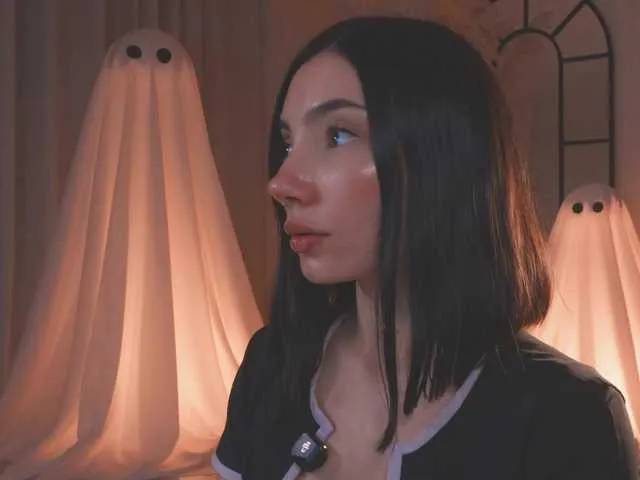 Live sex webcam photo for AmyArmstrong #292091663