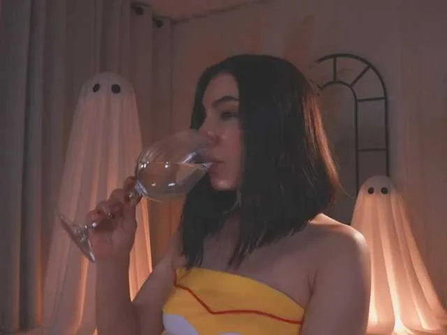 Live sex webcam photo for AmyArmstrong #292166280