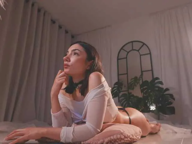 Live sex webcam photo for AmyArmstrong #292325645