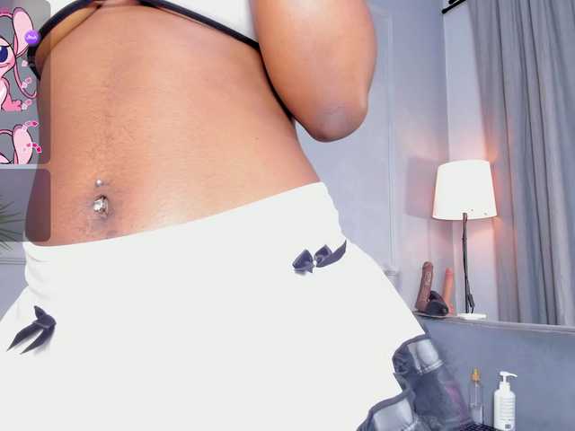 Live sex webcam photo for AmyKord #290560438