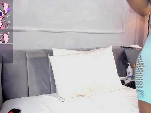 Live sex webcam photo for AmyKord #290574551