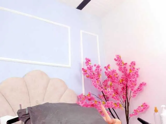 Live sex webcam photo for AmyKord #290834104