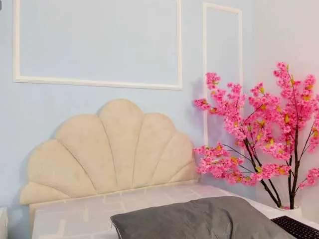 Live sex webcam photo for AmyKord #291111341