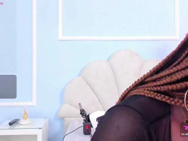 Live sex webcam photo for AmyKord #291261597