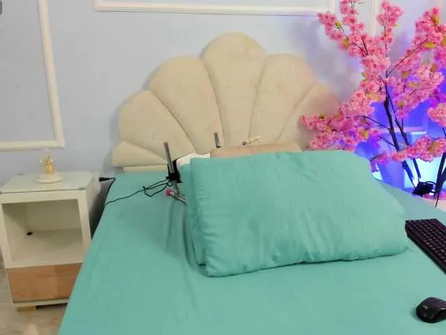 Live sex webcam photo for AmyKord #291594739