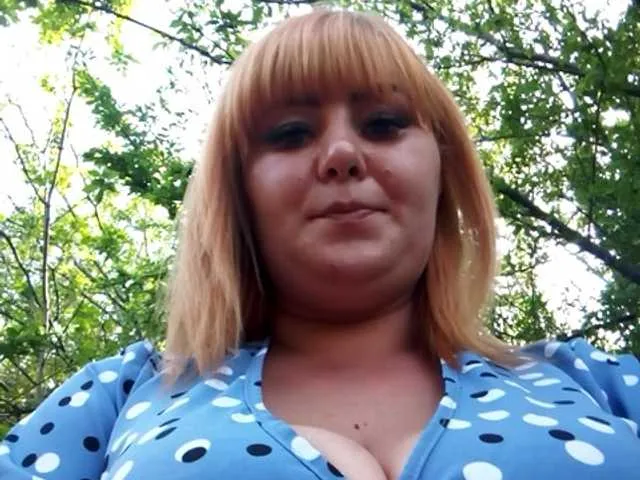 Live sex webcam photo for AmyNeonX #277697376