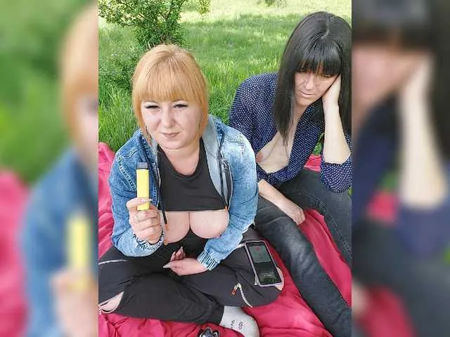 Live sex webcam photo for AmyNeonX #277777275