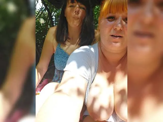 Live sex webcam photo for AmyNeonX #278063344