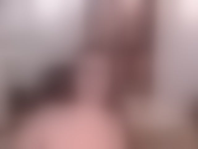 Live sex webcam photo for AmyRosse1 #294094288