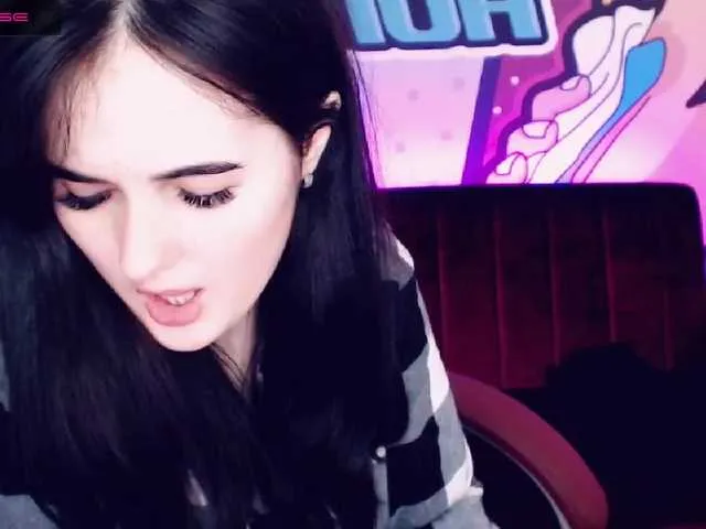 Live sex webcam photo for AmyShyy #271863358