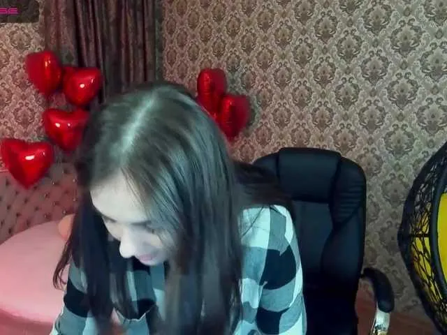 Live sex webcam photo for AmyShyy #272443410