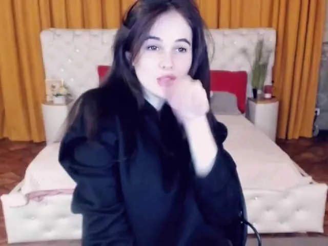 Live sex webcam photo for AmyShyy #272688265