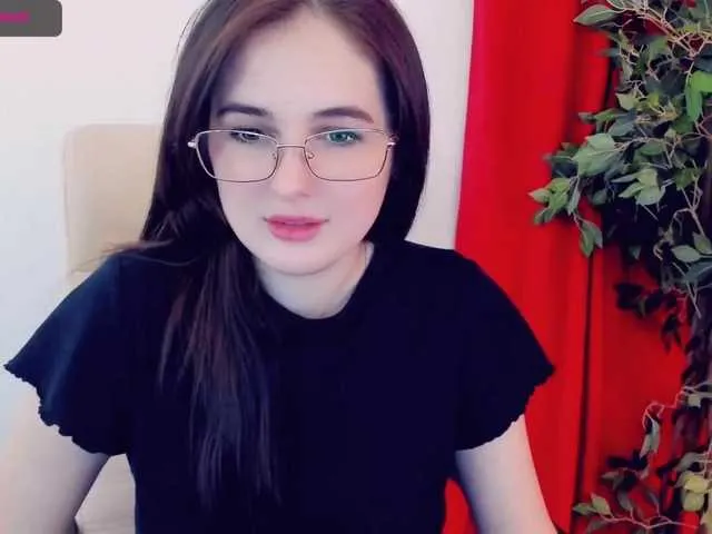 Live sex webcam photo for AmyShyy #272897756